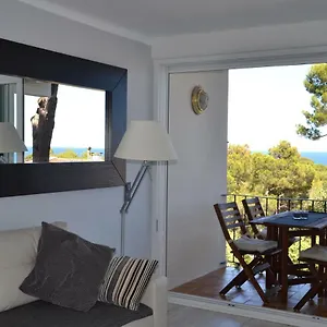 https://apartamento-recien-reformado-a-300-metros-del-mar.topcostabravahotels.com