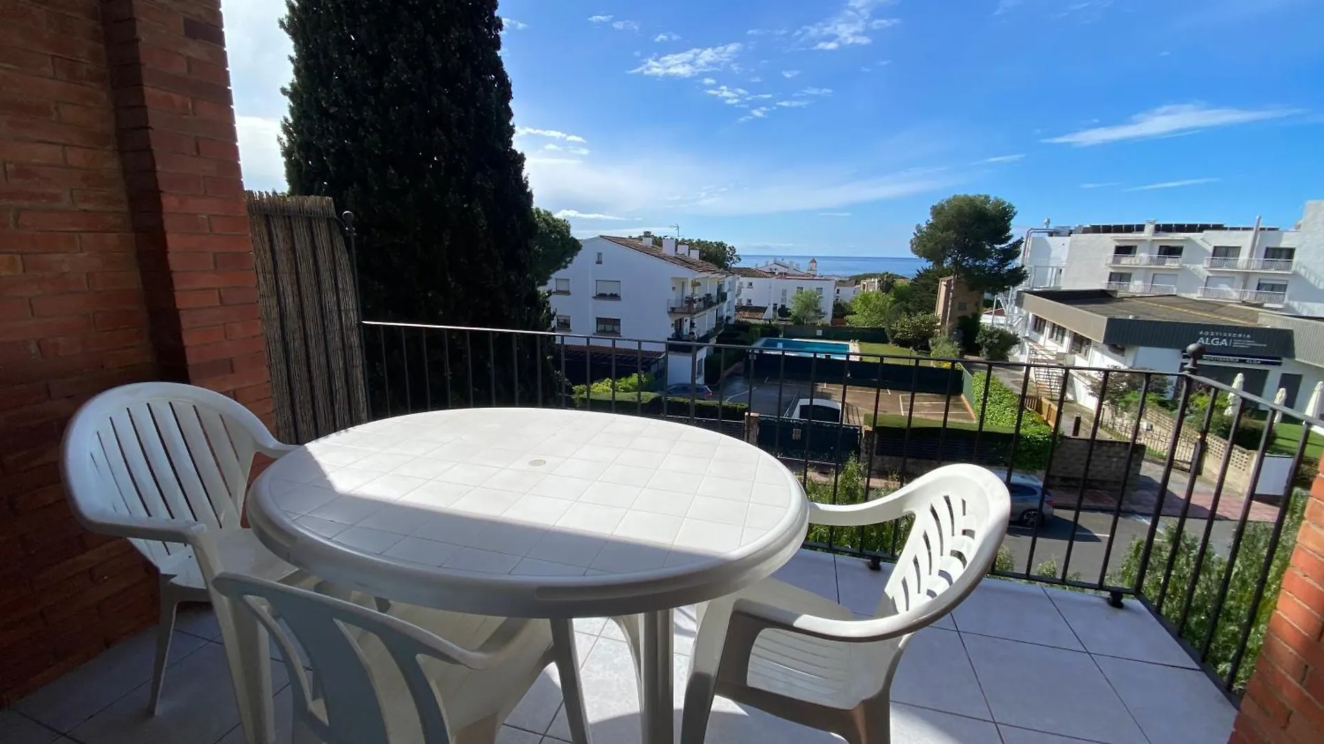 Espectacular Apartamento En Calella De Palafrugell, Vistas Al Mar contacts